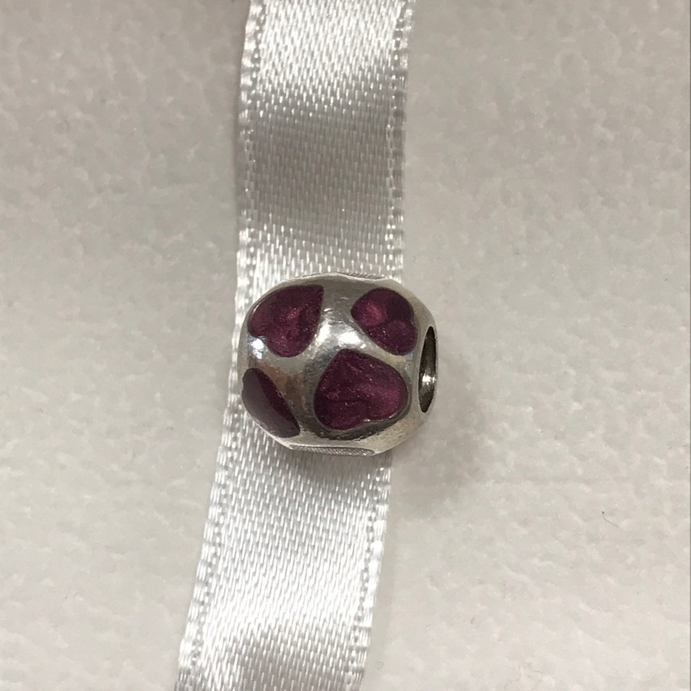 Pandora heart bead